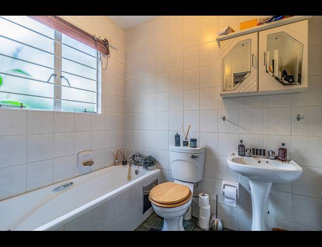 3 BEDROOM TOWNHOUSE FOR SALE IN DOUGLASDALE